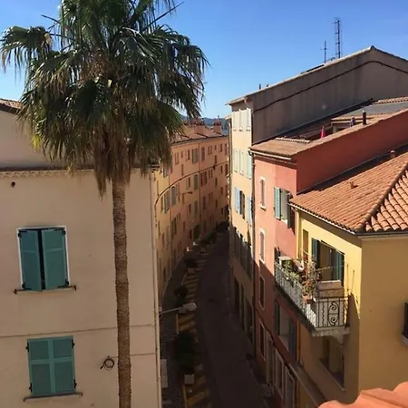 Panzió Les D'agatha Sanary-sur-Mer